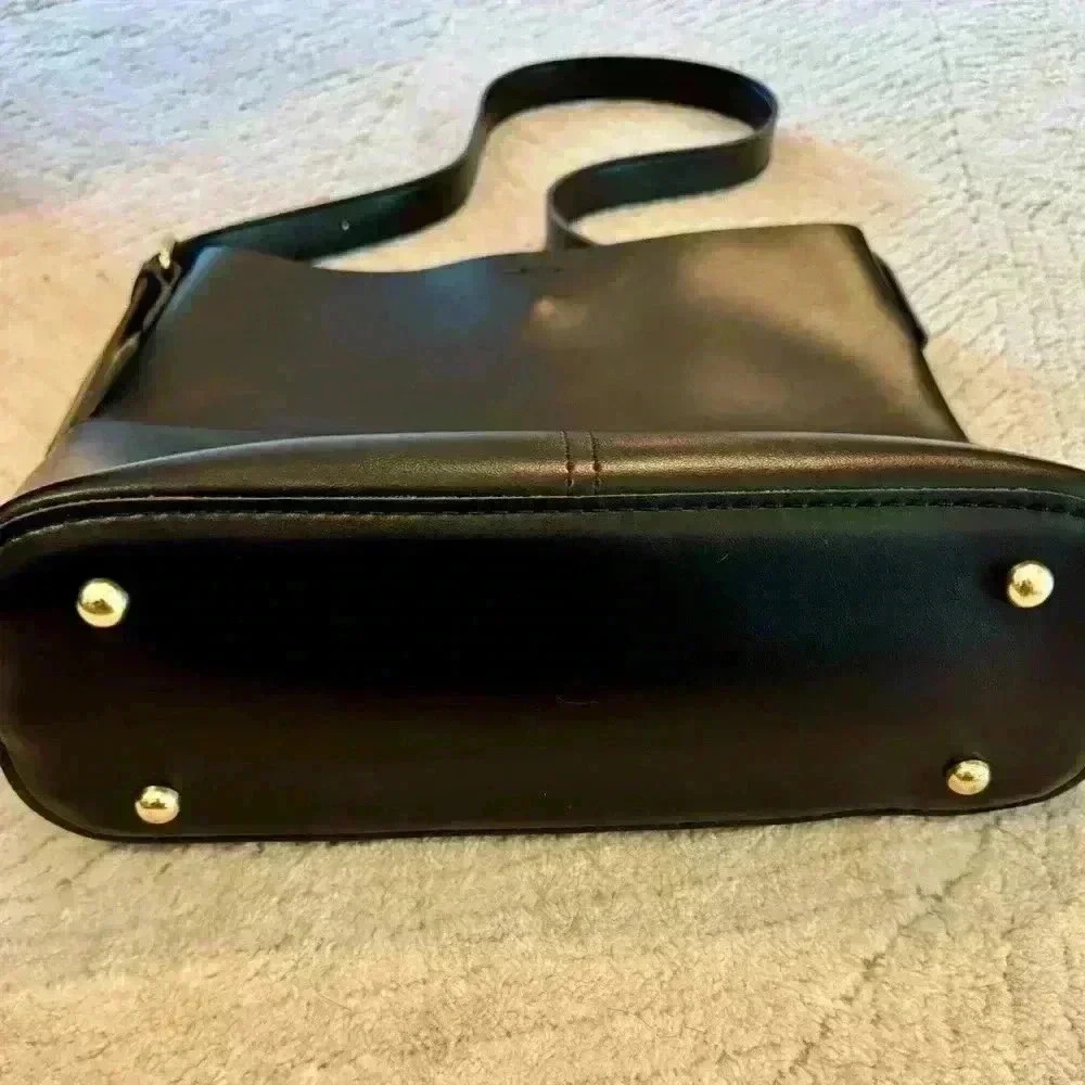 Unbranded black faux leather shoulder purse NWOT - Picture 2 of 8
